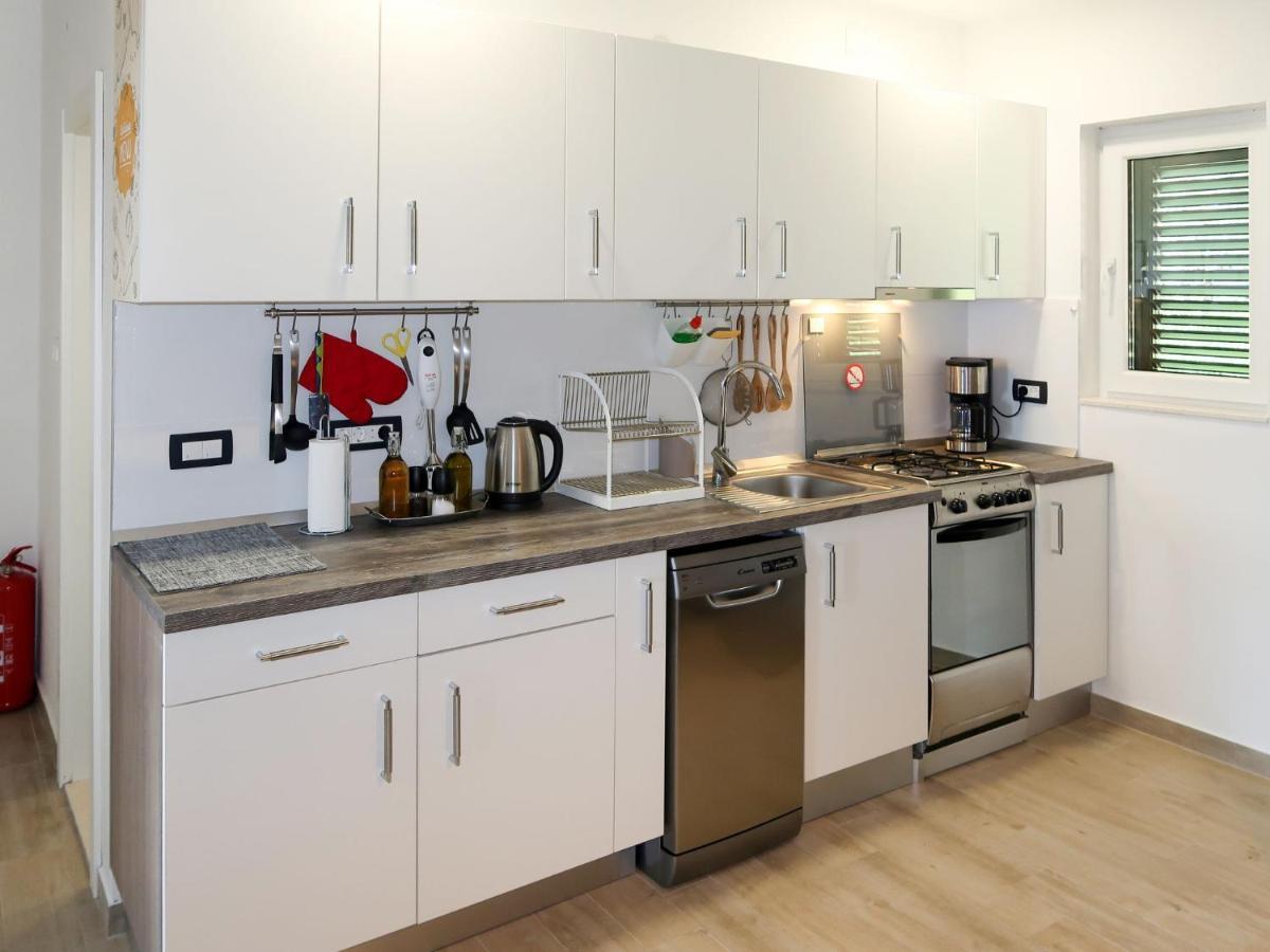 Apartment Bacic - Omi216 By Interhome Marusici  ภายนอก รูปภาพ